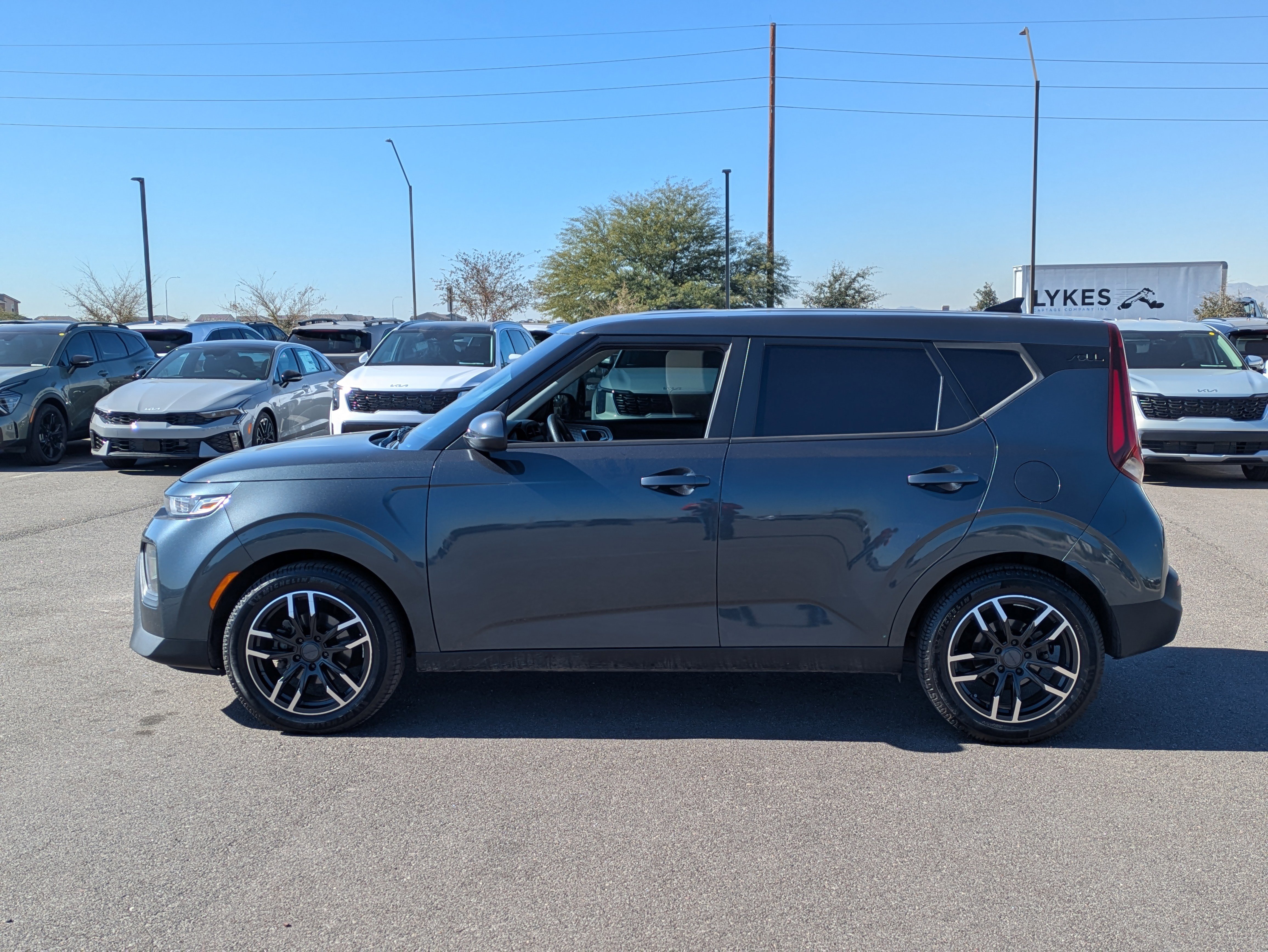 Used 2021 Kia Soul LX with VIN KNDJ23AU8M7769716 for sale in Avondale, AZ