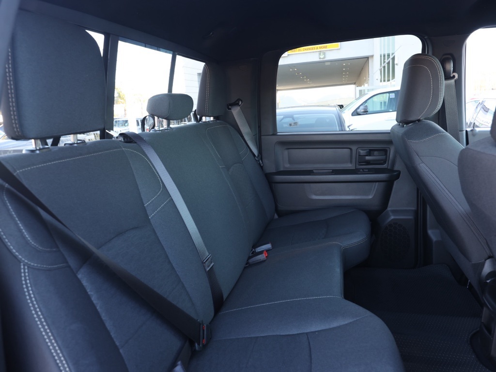 New 2026 Granite Crystal Metallic Clear-Coat Exterior Paint RAM Tradesman image 16