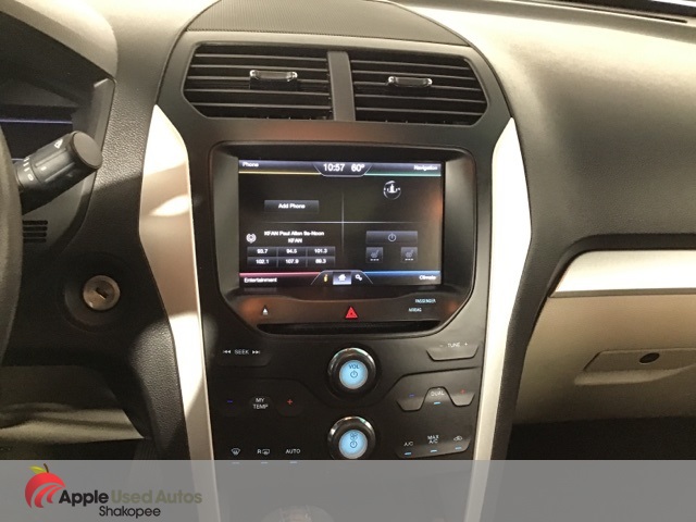 2014 Ford Explorer XLT photo 12