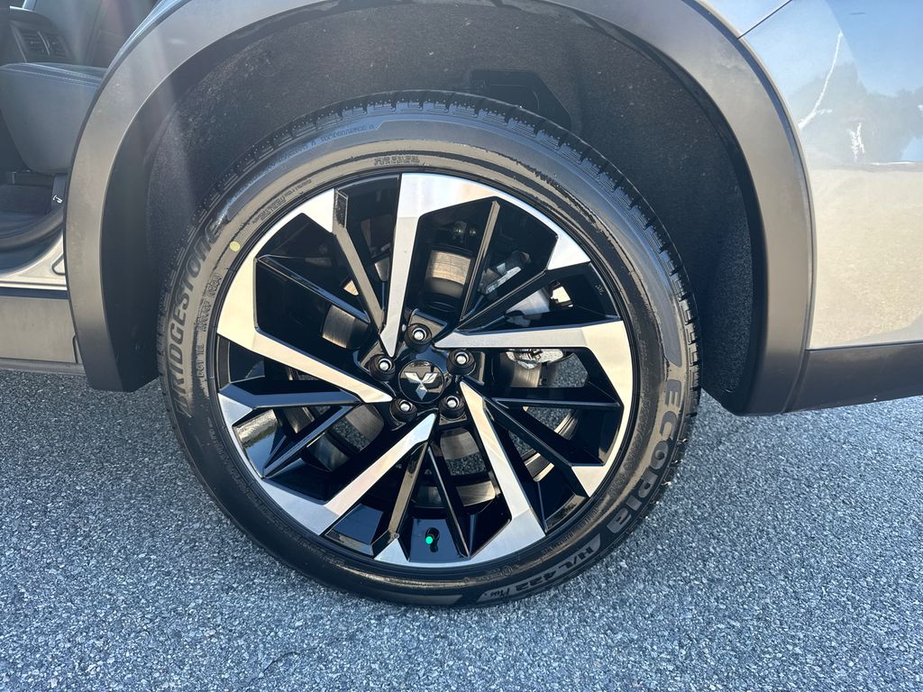 2024 Mitsubishi Outlander SE photo 20