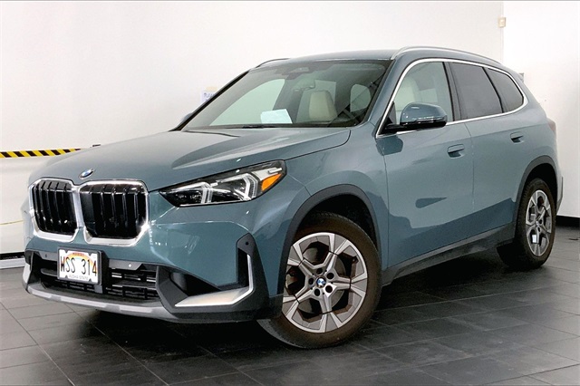 2023 BMW X1 28i's photo