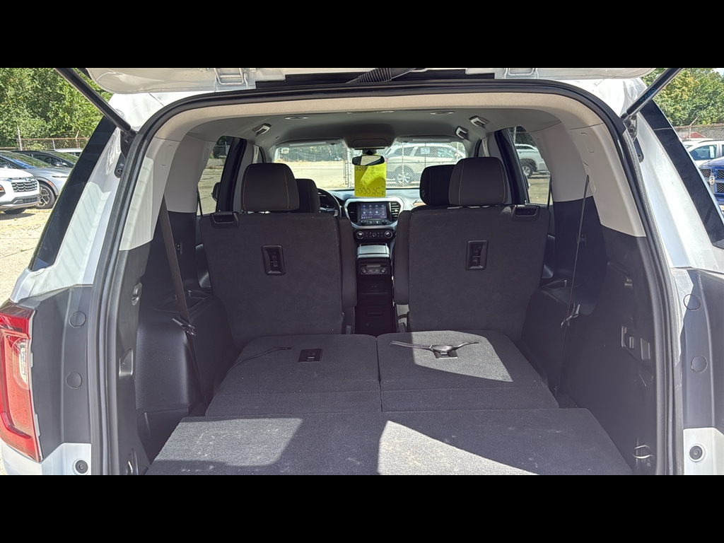2023 Gmc Acadia SLE photo 26