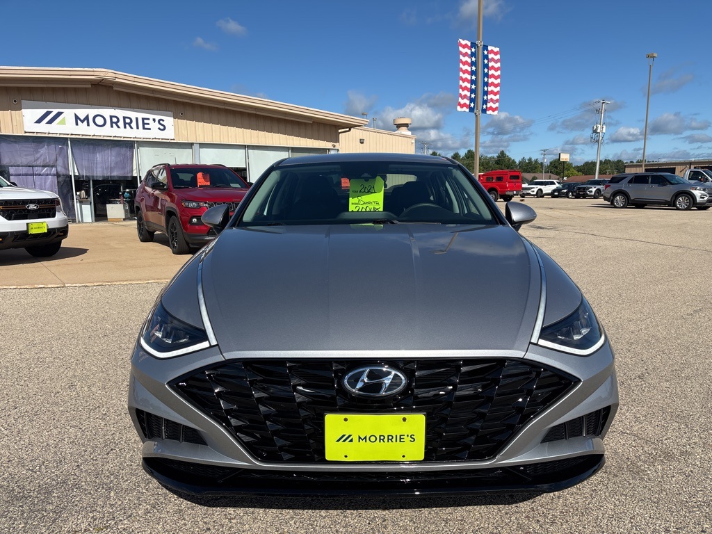 2021 Hyundai Sonata SEL photo 2