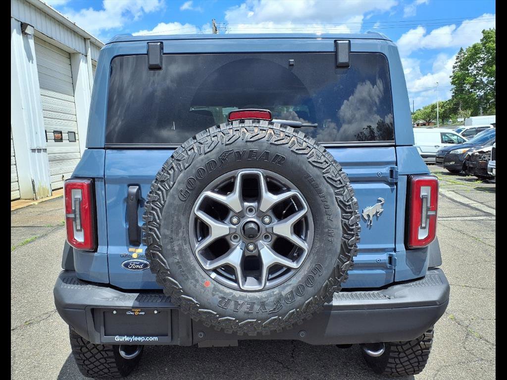 2025 Ford Bronco Badlands photo 9