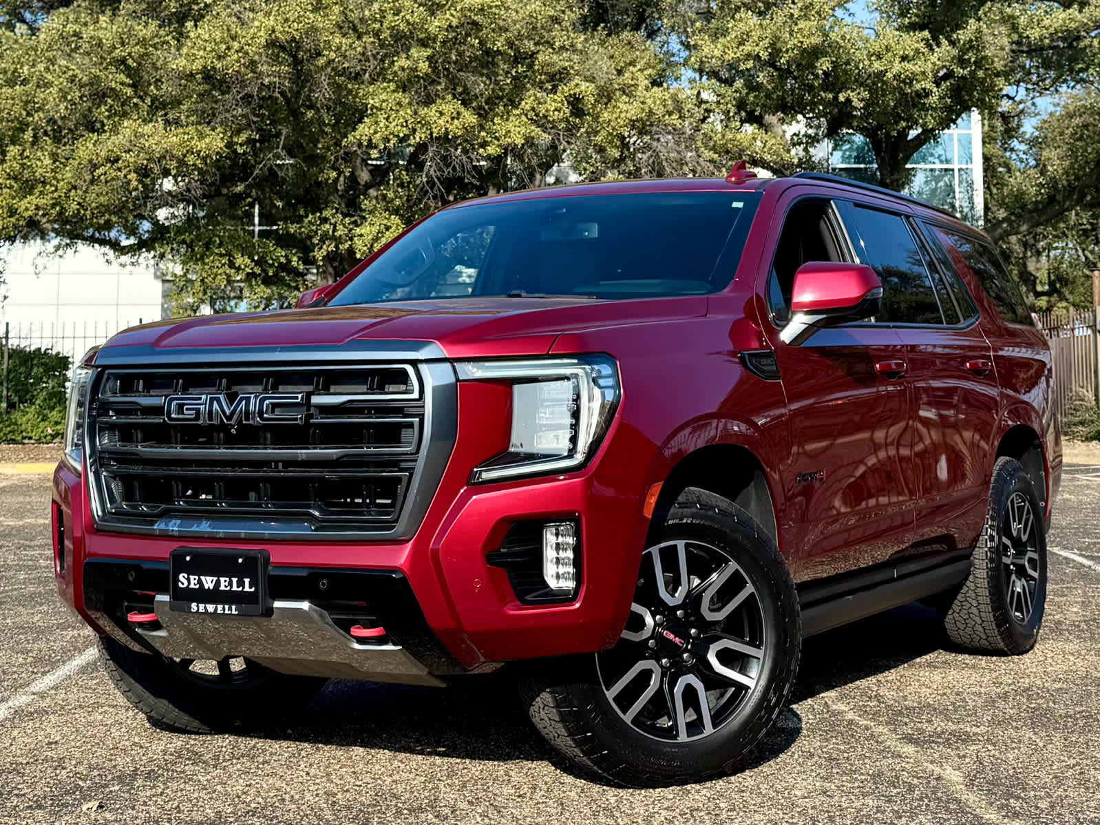 2022 GMC Yukon AT4's photo