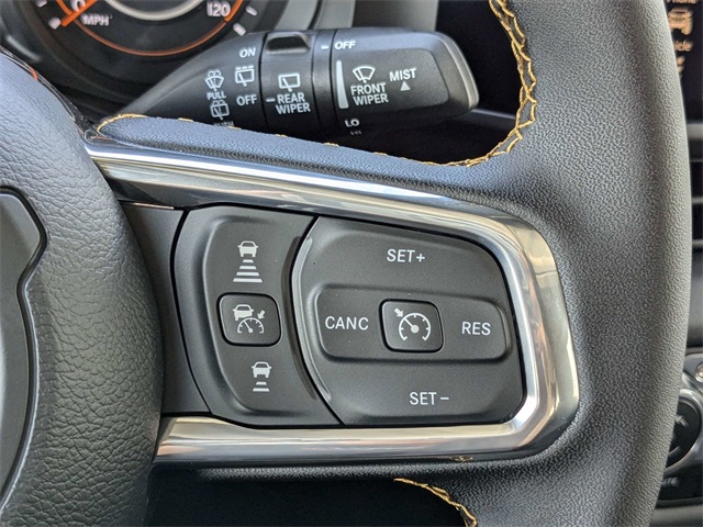 2024 Jeep Wrangler Sahara photo 23