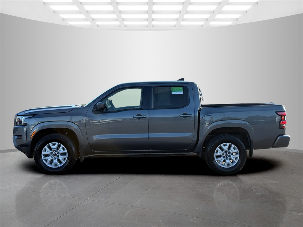 2022 Nissan Frontier SV Crew Cab photo 4