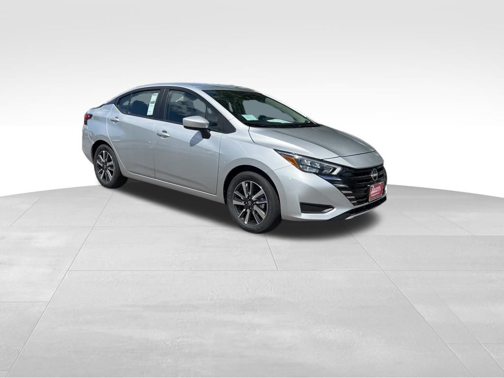 2025 Nissan Versa SV photo 5