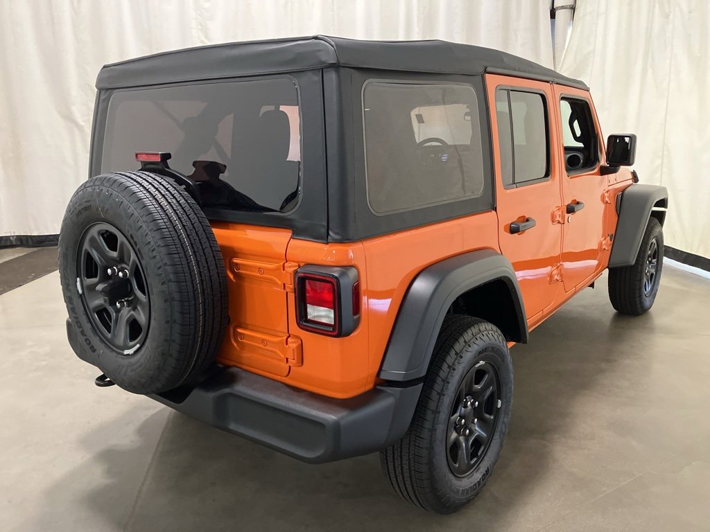 2025 Jeep Wrangler Sport photo 14