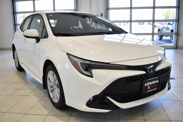 2026 Toyota Corolla Hatchback SE's photo