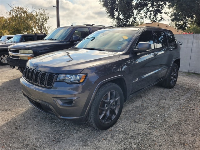 2021 Jeep Grand Cherokee Anniversary Edition photo 3