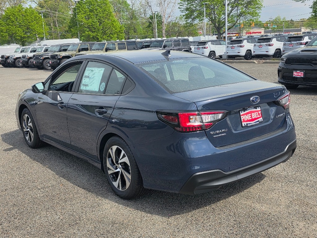 2025 Subaru Legacy Premium photo 4