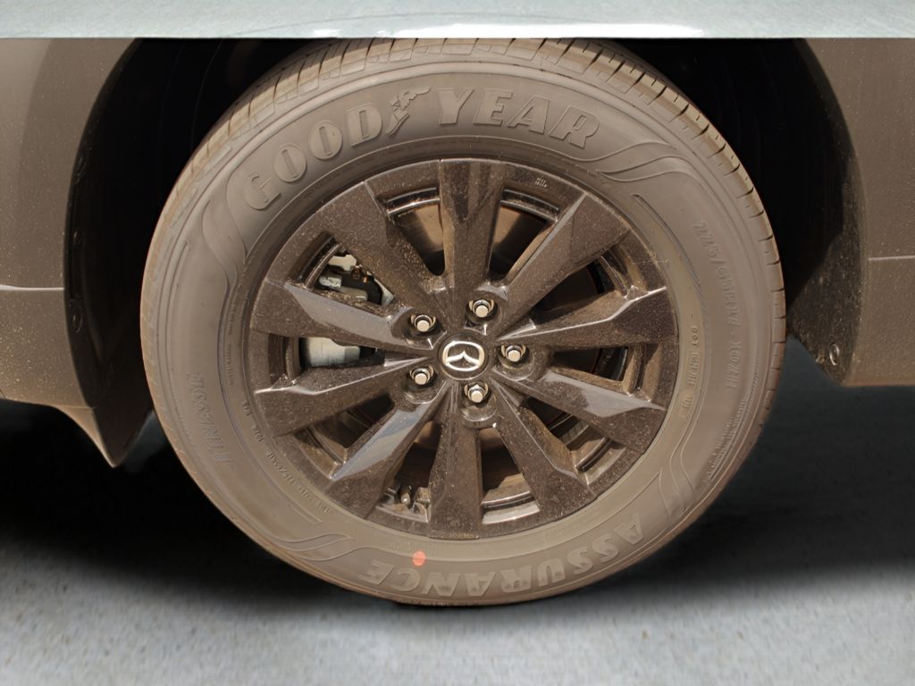 2025 Mazda CX-50 Premium photo 9