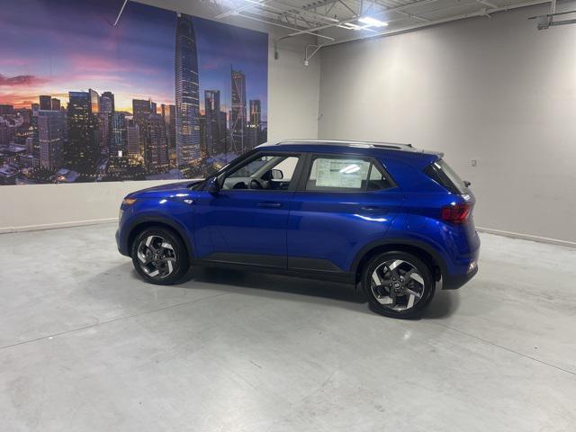 2026 Hyundai Venue SEL photo 2