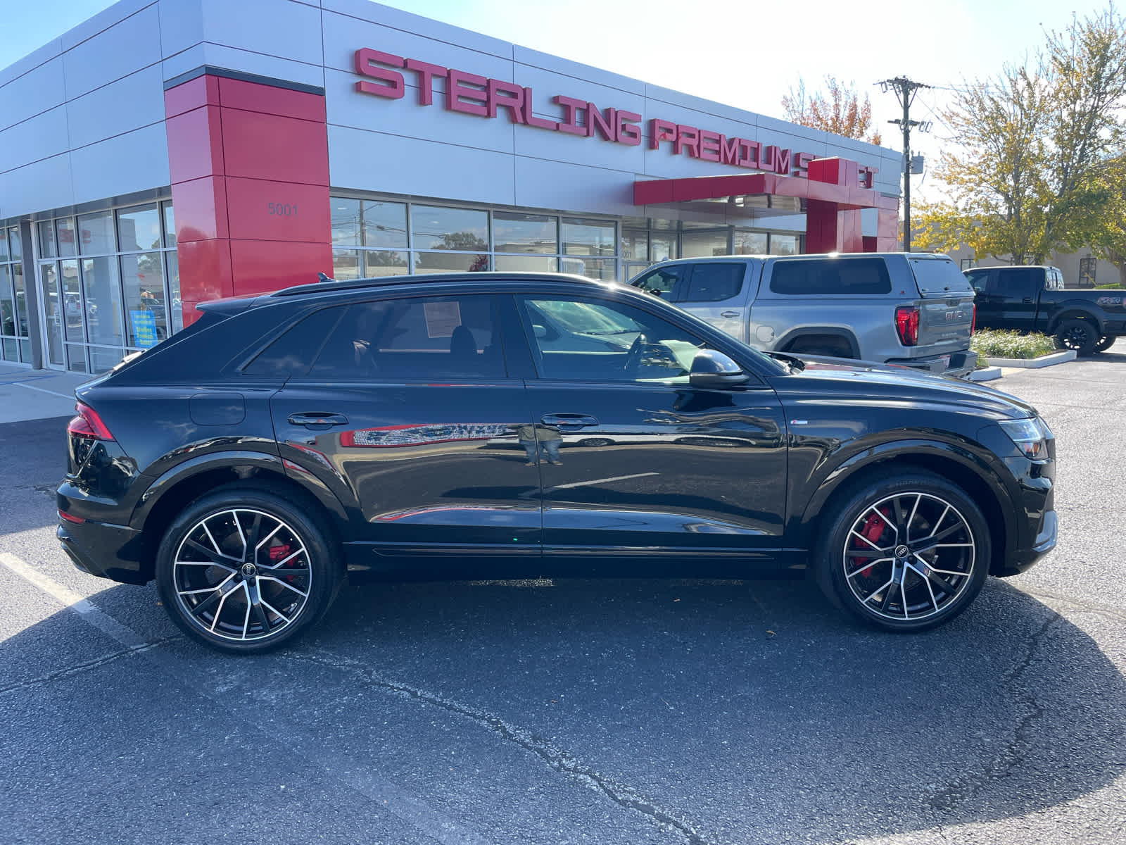 2023 Audi Q8 Premium Plus's photo