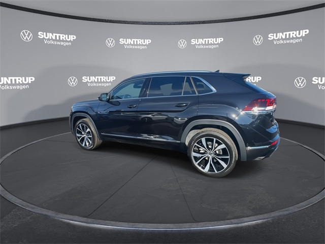 2025 Volkswagen Atlas Cross Sport SEL Premium R-Line photo 10