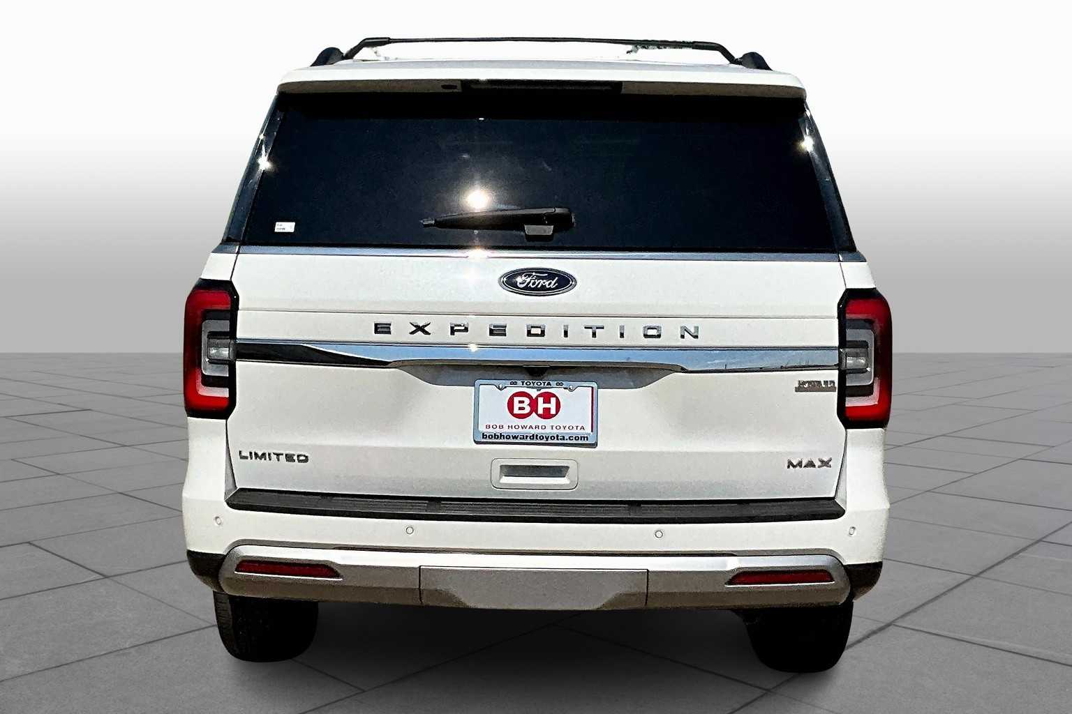 2024 Ford Expedition MAX Limited photo 4