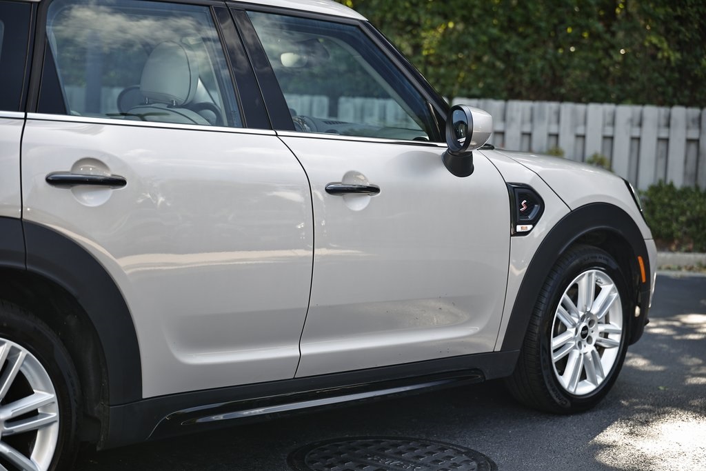 2024 Mini Cooper S Iconic photo 8