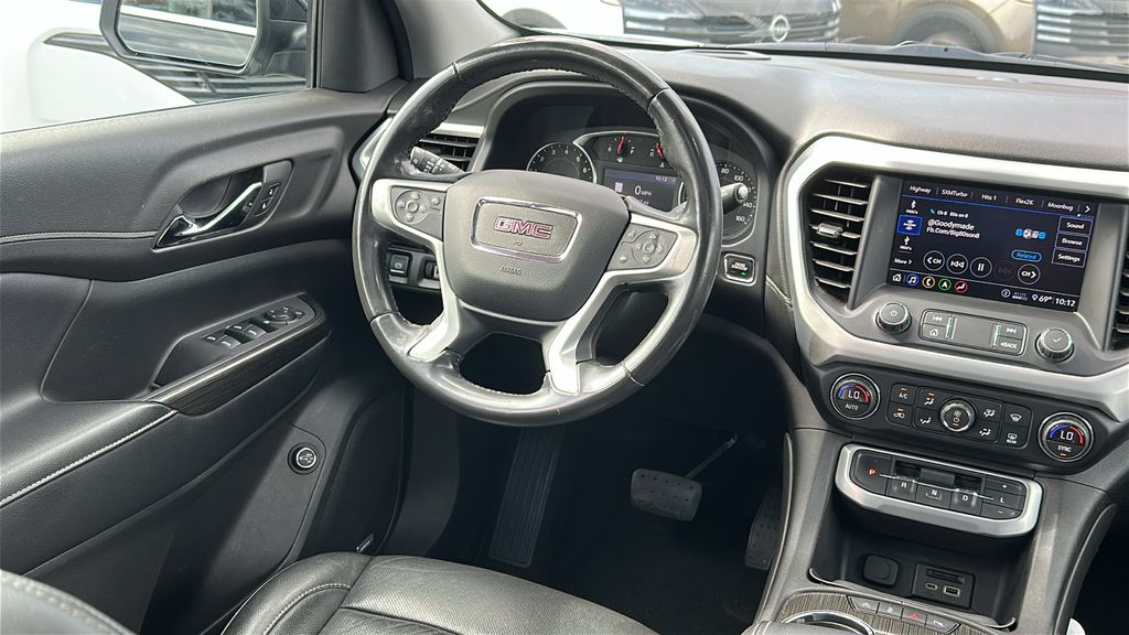 2020 Gmc Acadia SLT photo 22