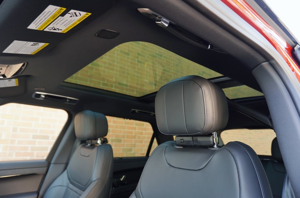 2025 LAND ROVER RANGE ROVER SPORT - Image 14