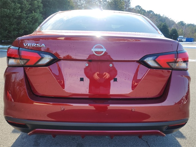 2025 Nissan Versa SV photo 4