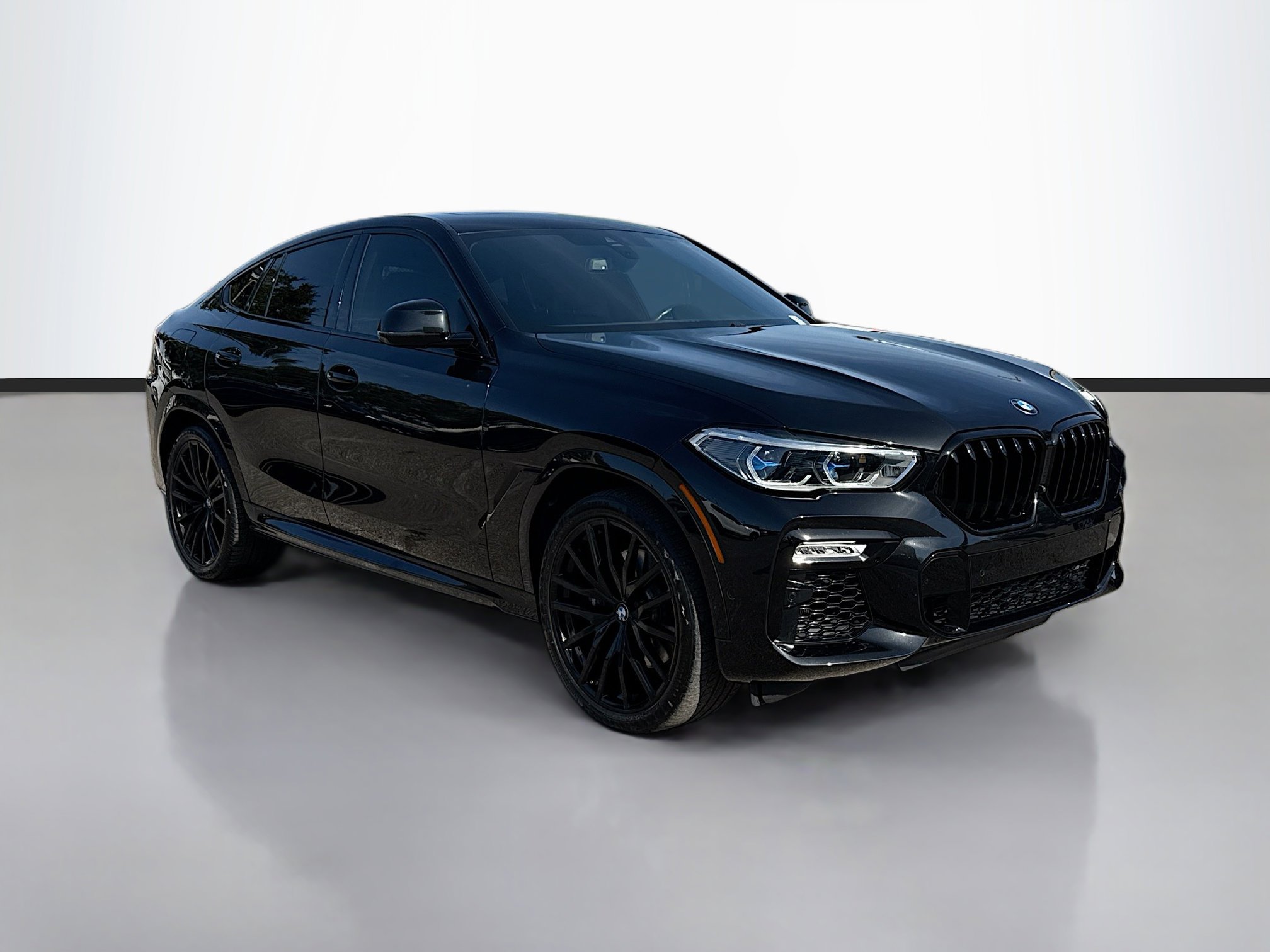 2021 BMW X6 40i's photo