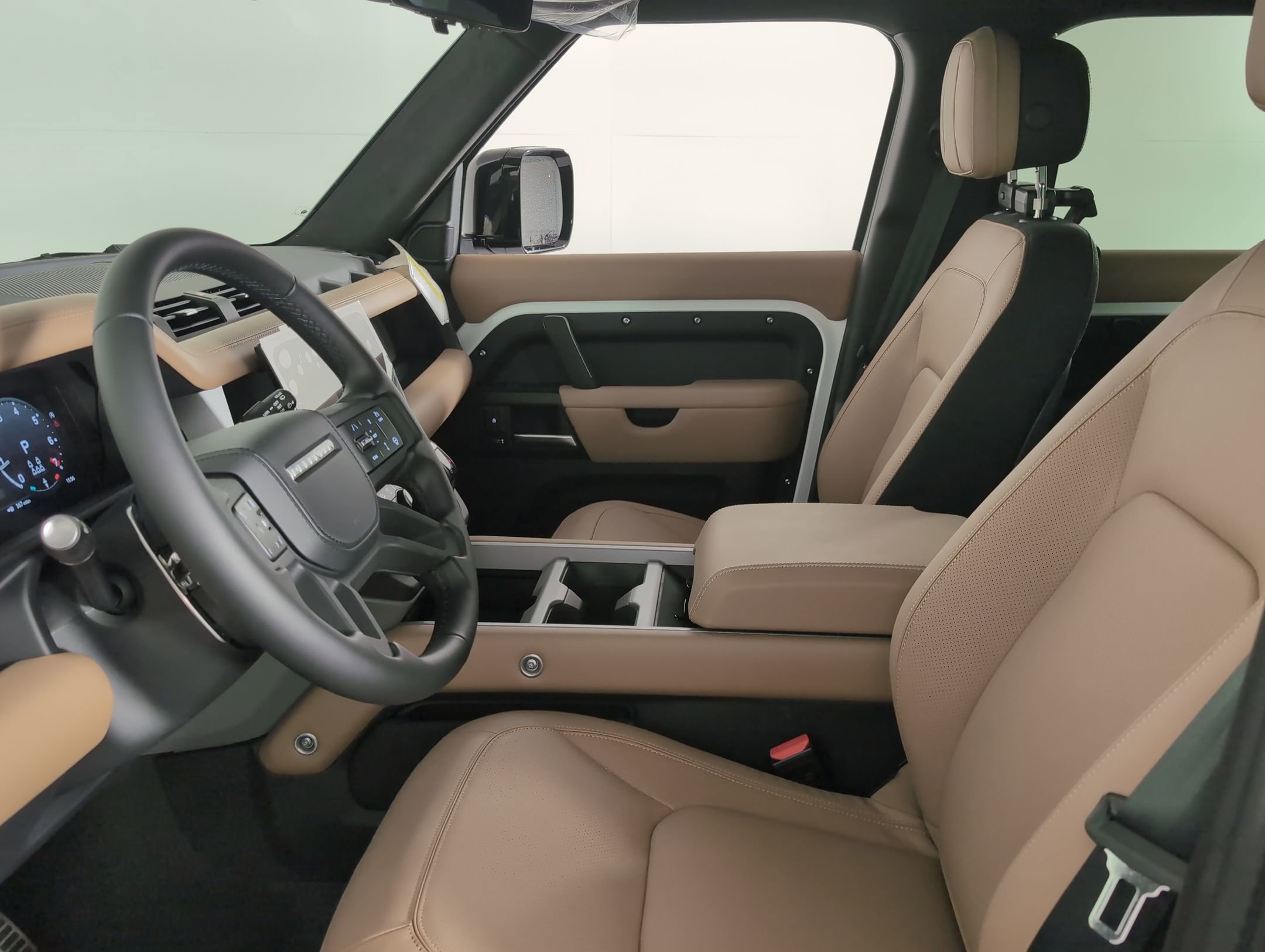 2026 Land Rover Defender 130 V8 photo 4