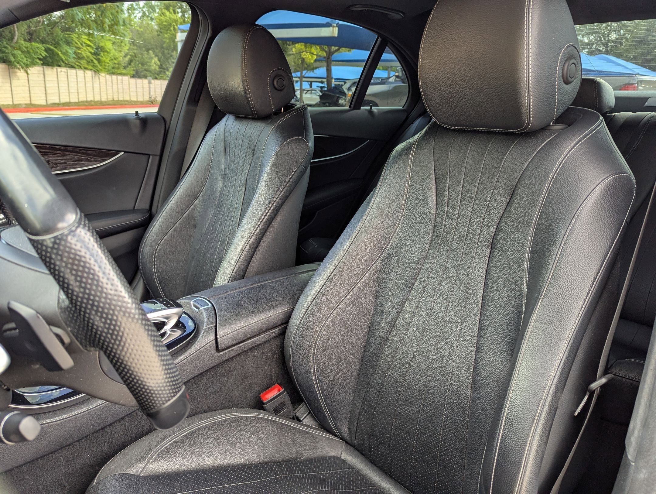 2017 Mercedes Benz E 300 Sport photo 14