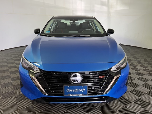 2024 Nissan Sentra SR photo 3