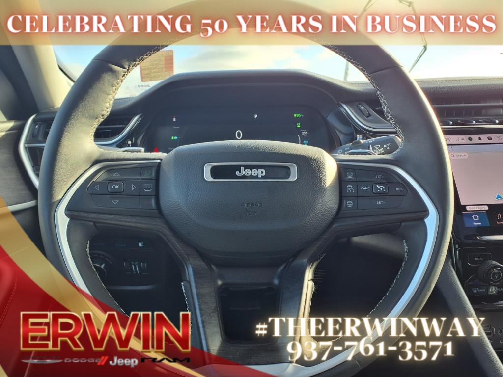 2024 Jeep Cherokee Limited 4xe photo 12