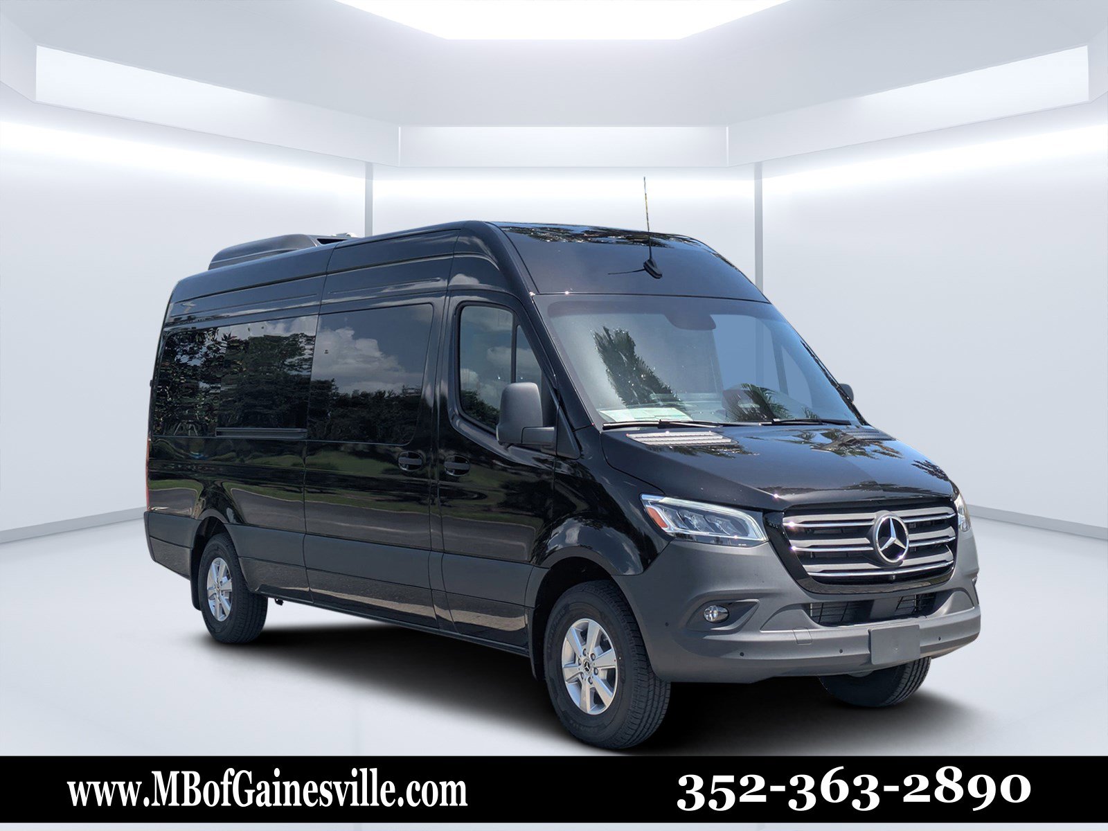 2025 Mercedes-Benz Sprinter Passenger Van Base's photo