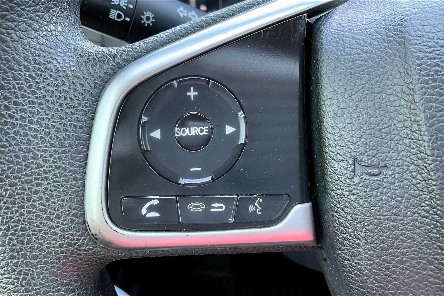 2017 Honda CR-V LX photo 18