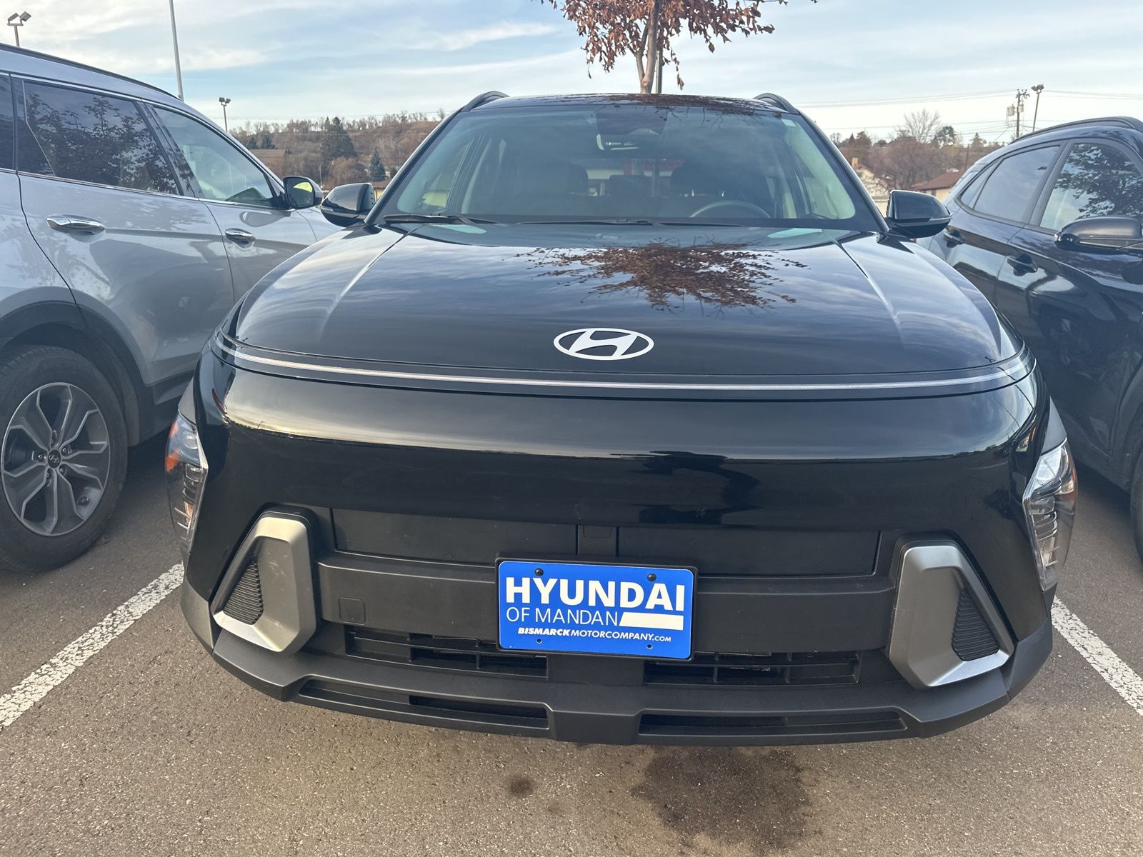 2025 Hyundai Kona SEL photo 2