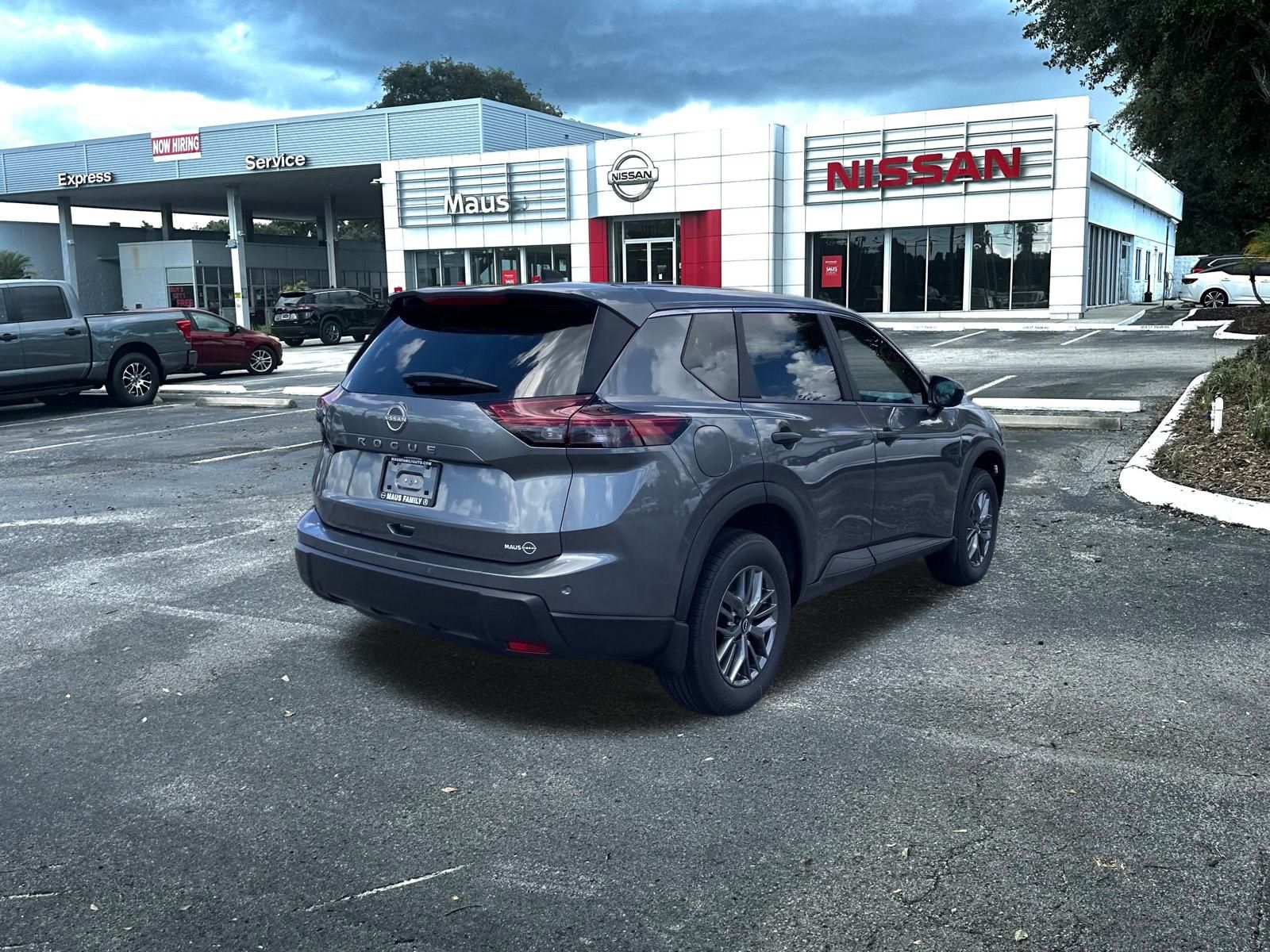 2026 Nissan Rogue S photo 3