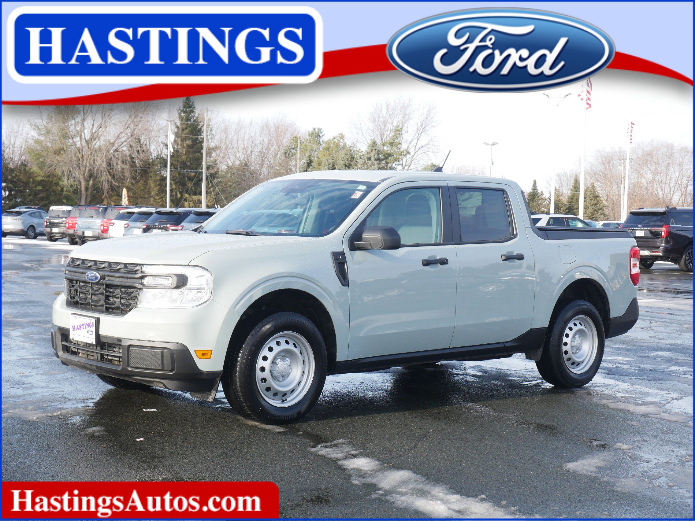 2023 Ford Maverick XL's photo