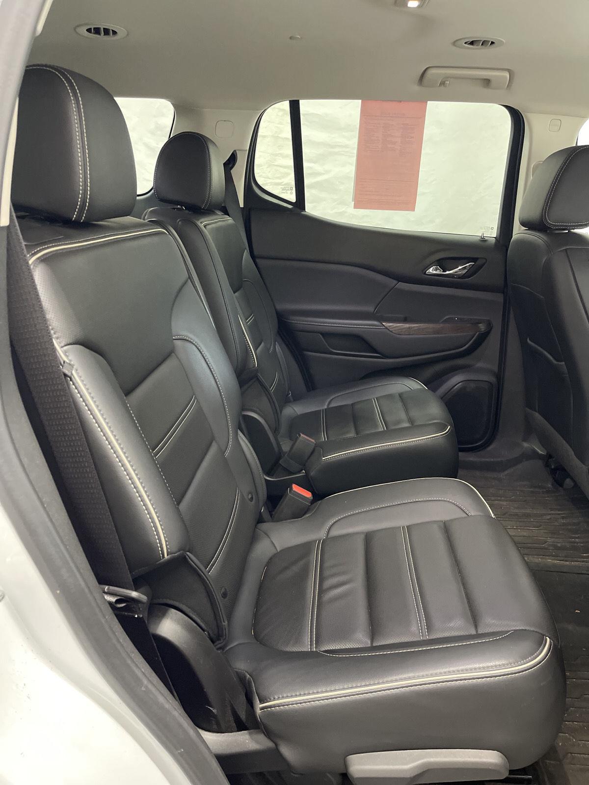 2023 Gmc Acadia Denali photo 14