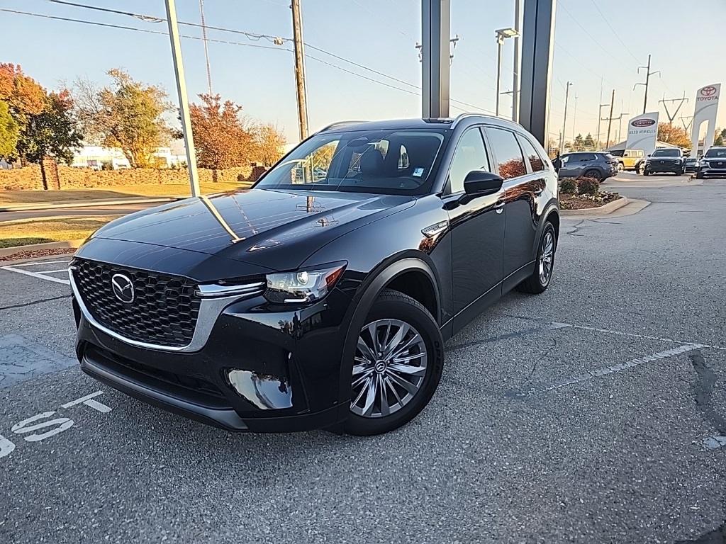 2025 Mazda CX-90 Select Package's photo