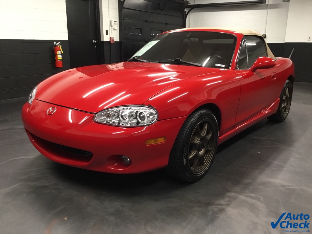 2002 Mazda MX-5 Miata Miata LS photo 16