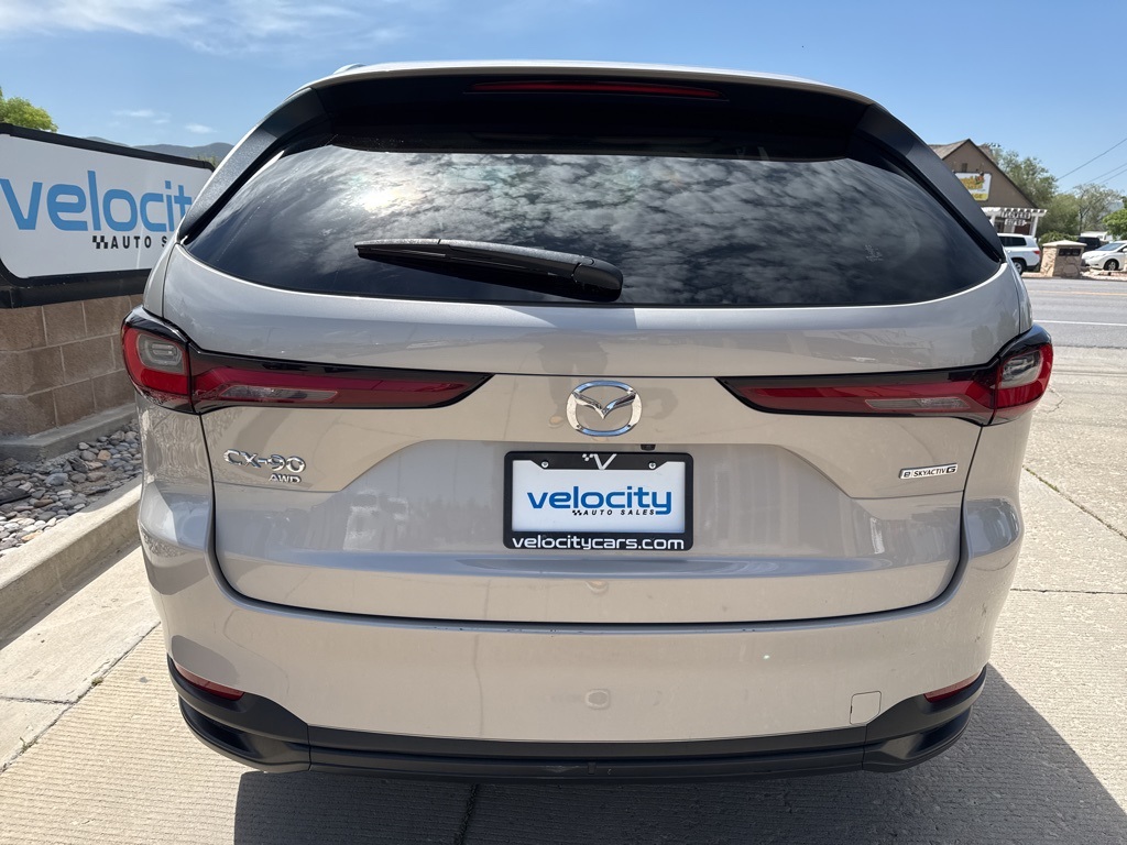 2024 Mazda CX-90 3.3 Turbo Preferred photo 3