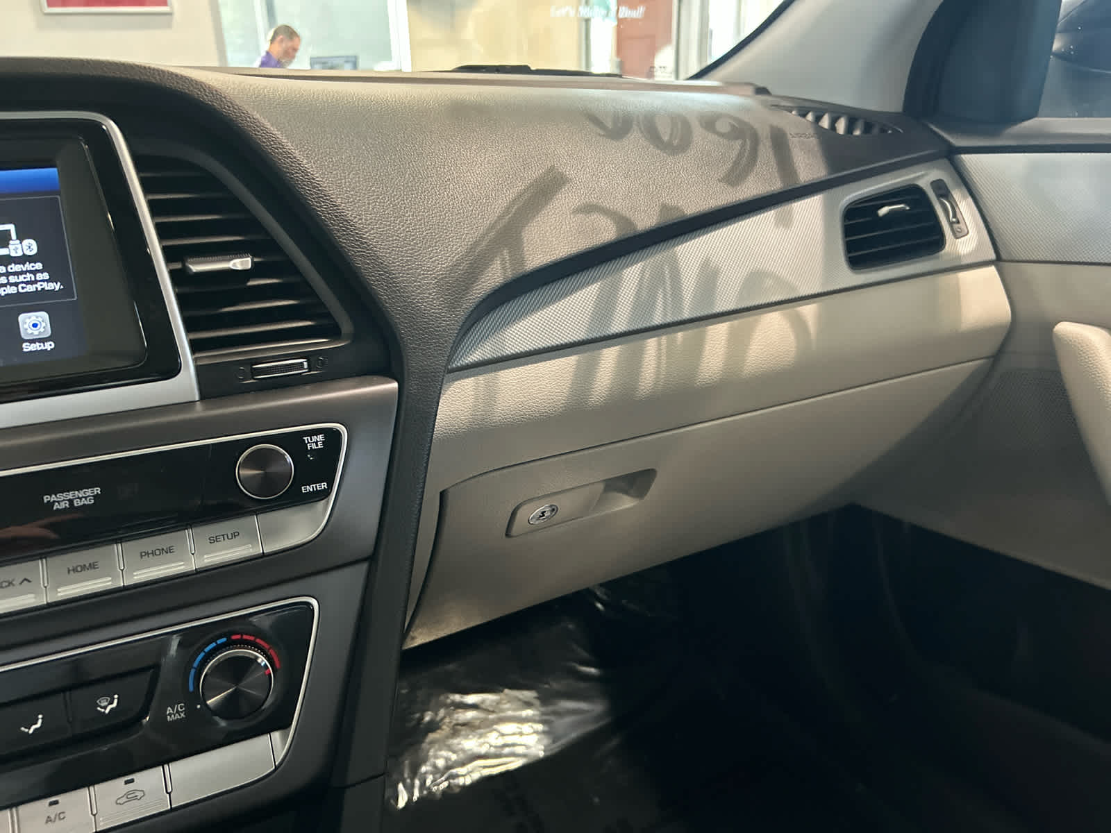 2018 Hyundai Sonata Eco photo 17