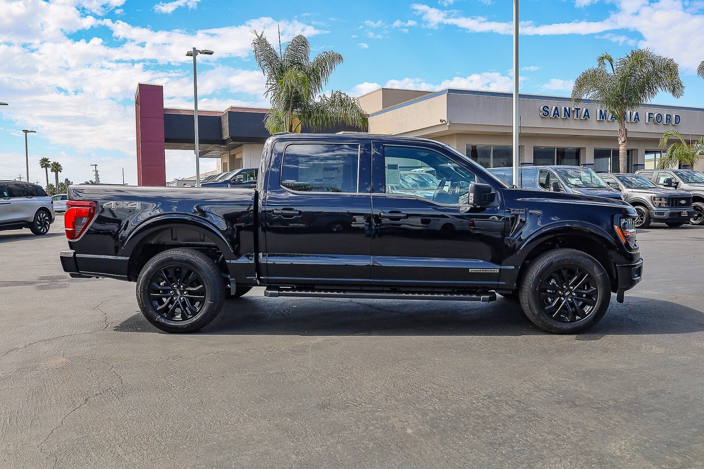 2025 Ford F-150 XLT photo 3