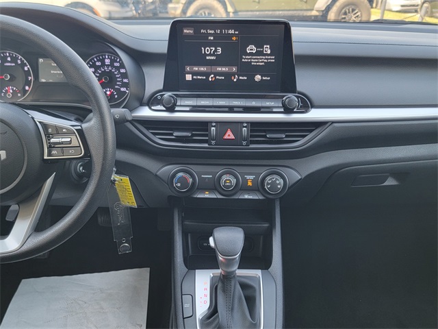 2024 Kia Forte LXS photo 20