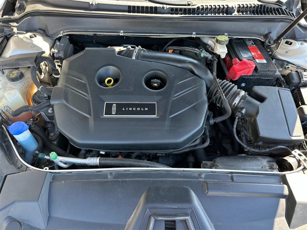 2017 Lincoln MKZ Reserve photo 9