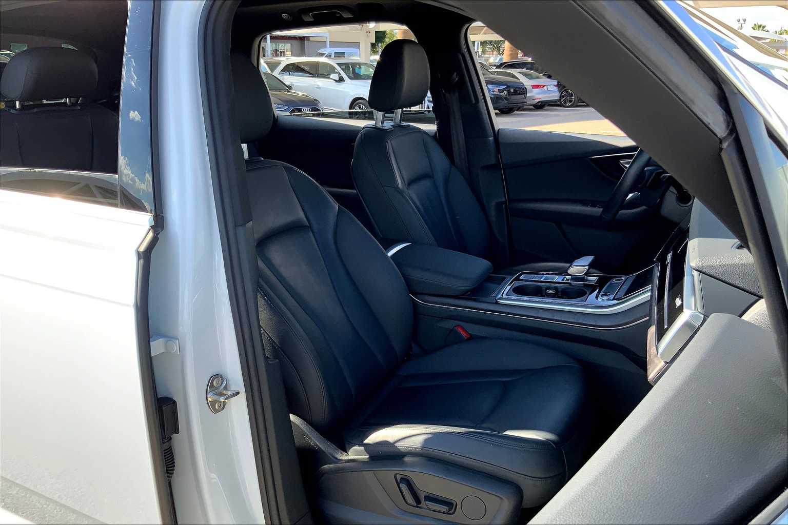 2021 Audi Q7 Premium Plus photo 7