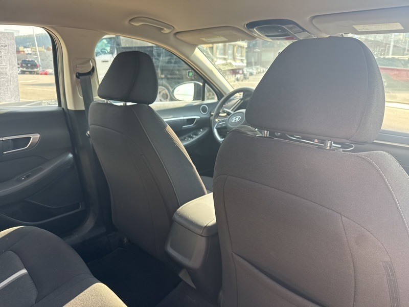 2022 Hyundai Sonata SEL photo 9