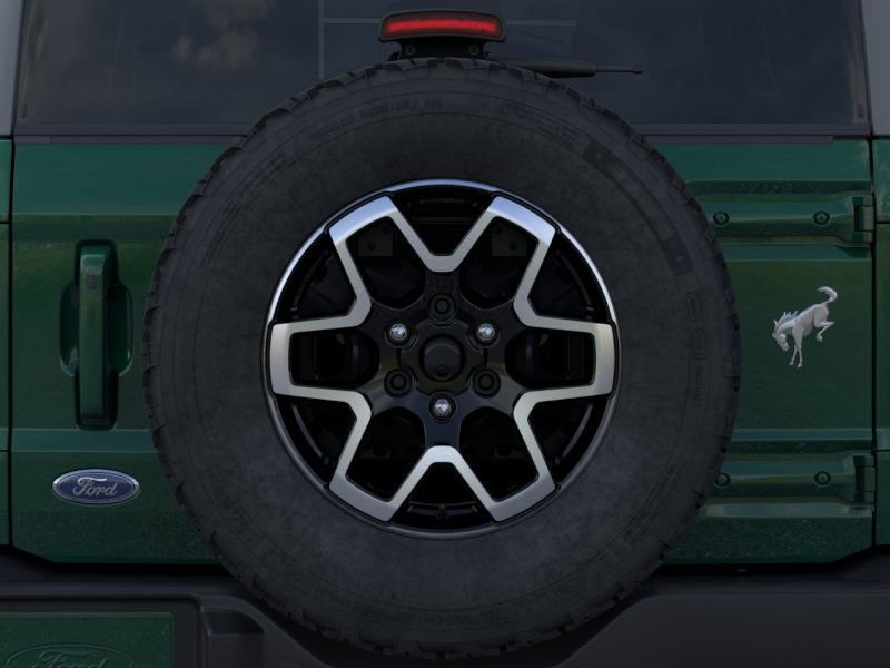 2025 Ford Bronco Outer Banks photo 16