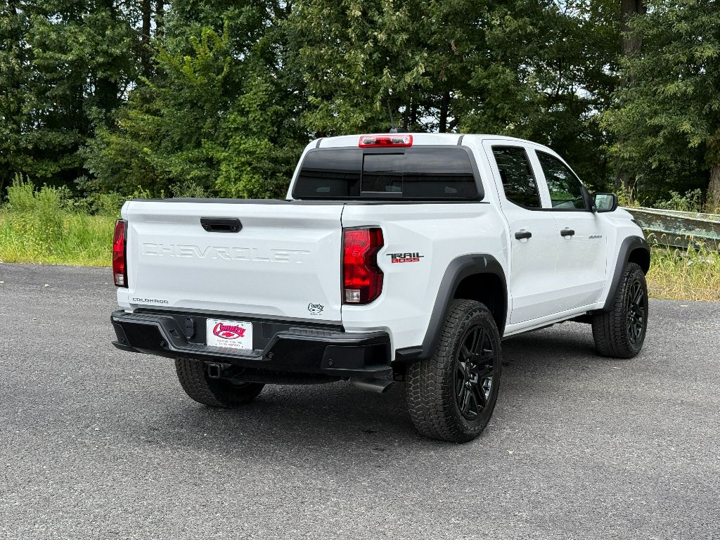 2025 Chevrolet Colorado Trail Boss photo 9