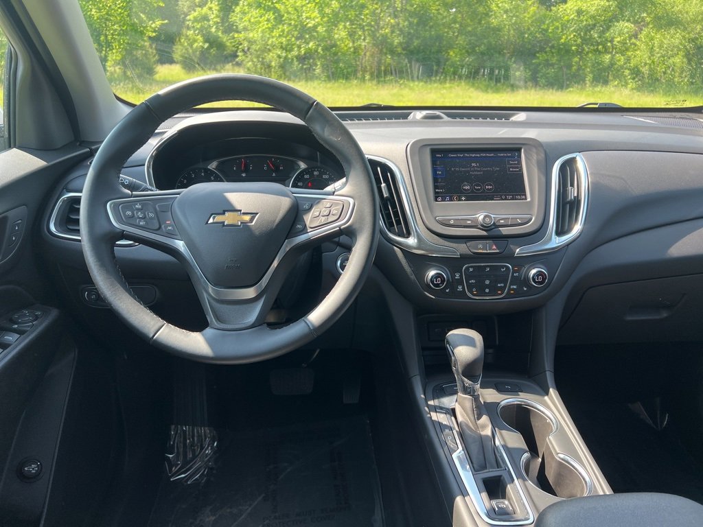 2023 Chevrolet Equinox LT photo 12