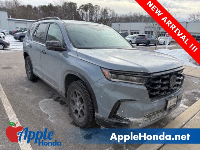 2024 Honda Pilot TrailSport's photo