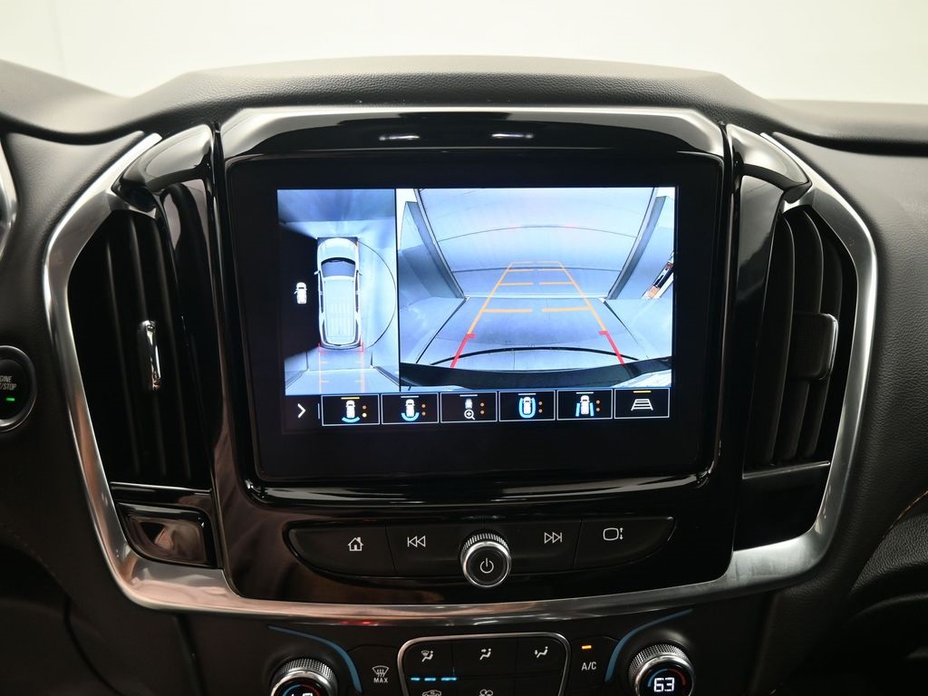 2021 Chevrolet Traverse RS photo 3